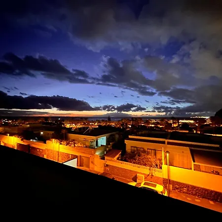 Mirlo Seaview
