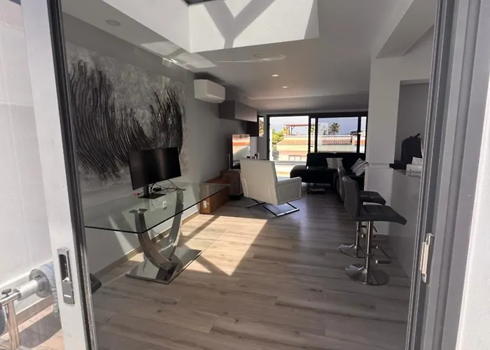 Mirlo Seaview Holiday home